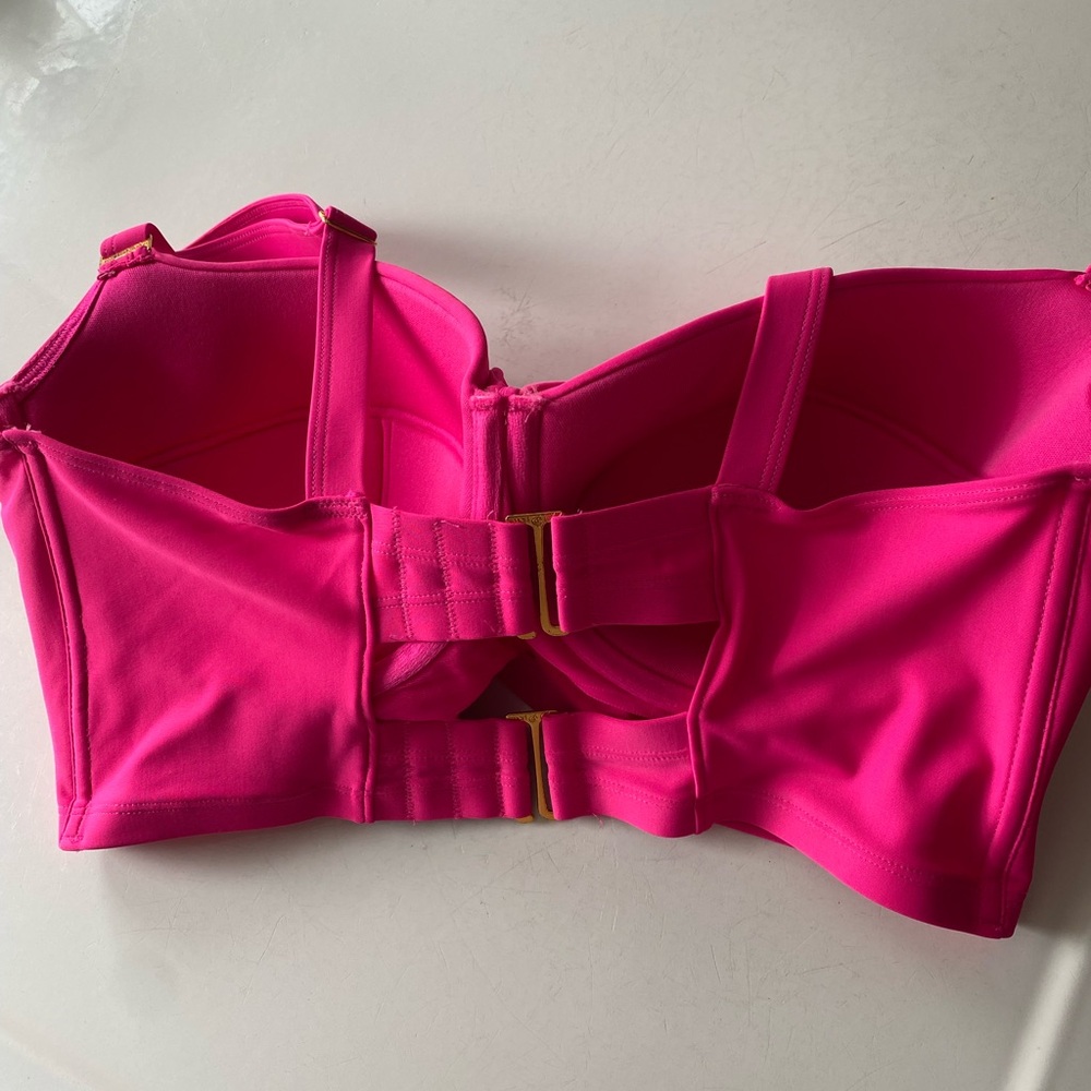 34DDD & 36DDD- Two swim suit tops! By Smart & Sexy. - Picture 7 of 8
